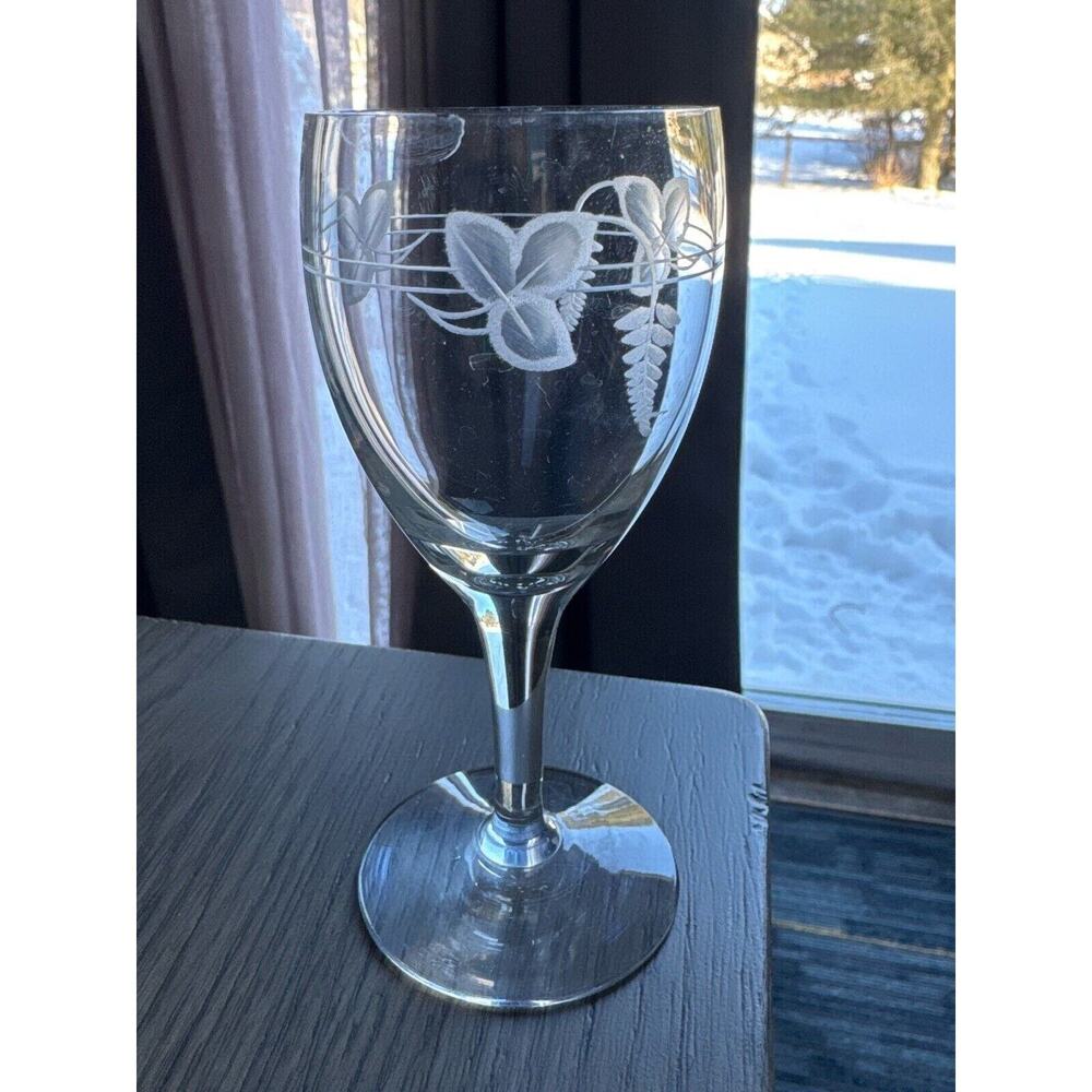 Vintage Cordial Aperitif Clear Crystal Etched Glass With Stem 4.75” Grape Leaf